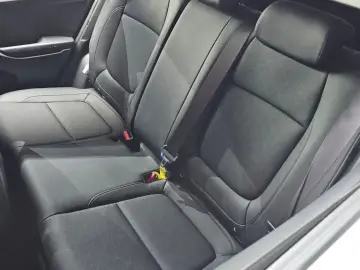 2025 Kia Seltos с пробегом 14 141 км