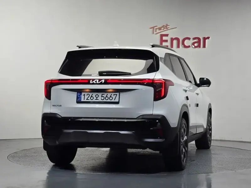 2024 Kia Seltos с пробегом 32 359 км