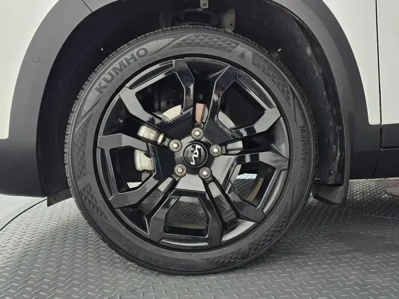 2024 Kia Seltos с пробегом 32 359 км