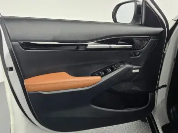 2024 Kia Seltos с пробегом 32 359 км