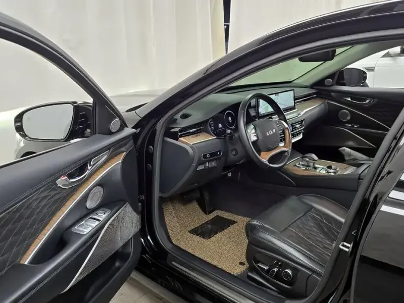 2021 Kia K9 с пробегом 94 300 км