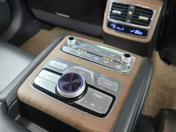 2021 Kia K9 с пробегом 94 300 км