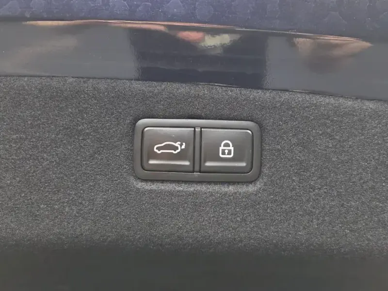 2023 Kia K9 с пробегом 48 542 км