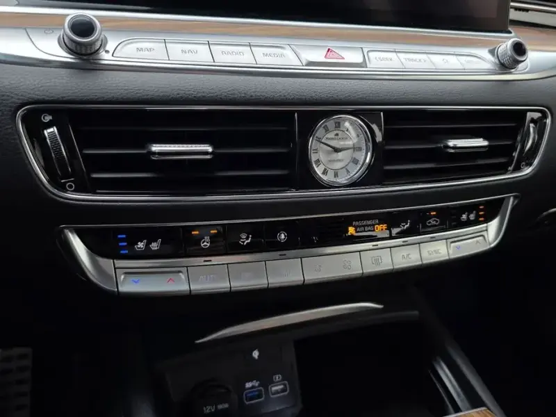 2023 Kia K9 с пробегом 58 451 км