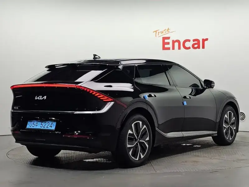 2023 Kia EV6 с пробегом 44 364 км