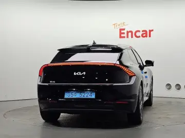 2023 Kia EV6 с пробегом 44 364 км