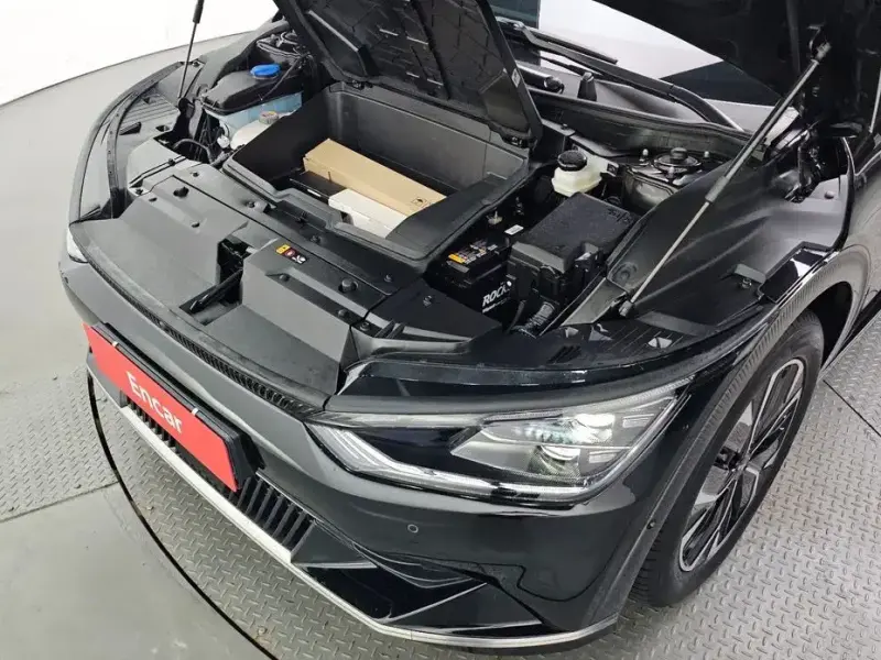 2023 Kia EV6 с пробегом 44 364 км