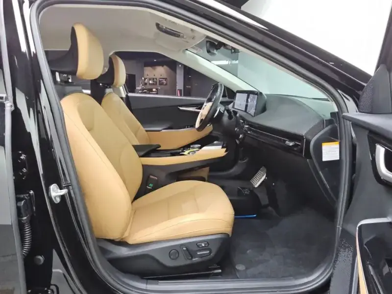 2023 Kia EV6 с пробегом 44 364 км