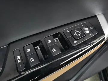 2023 Kia EV6 с пробегом 44 364 км