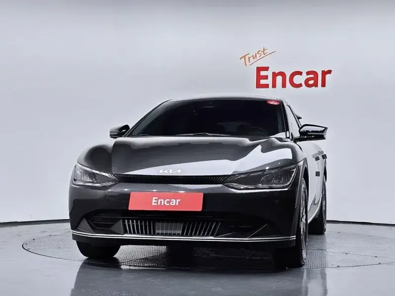 2022 Kia EV6 с пробегом 11 152 км