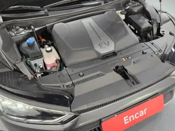 2022 Kia EV6 с пробегом 11 152 км