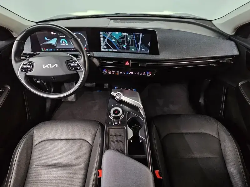 2022 Kia EV6 с пробегом 11 152 км
