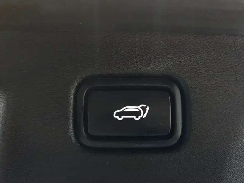 2022 Kia EV6 с пробегом 11 152 км