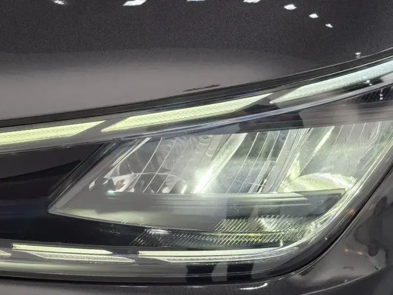 2022 Kia EV6 с пробегом 11 152 км