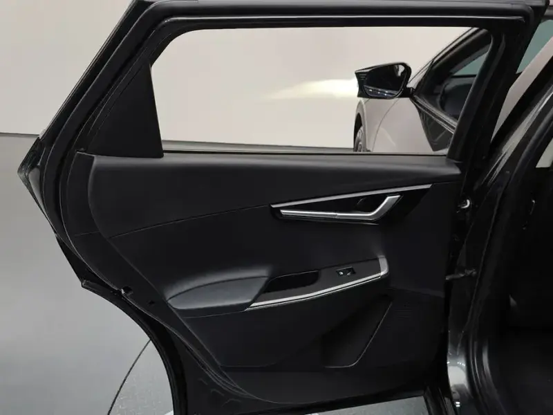 2022 Kia EV6 с пробегом 11 152 км