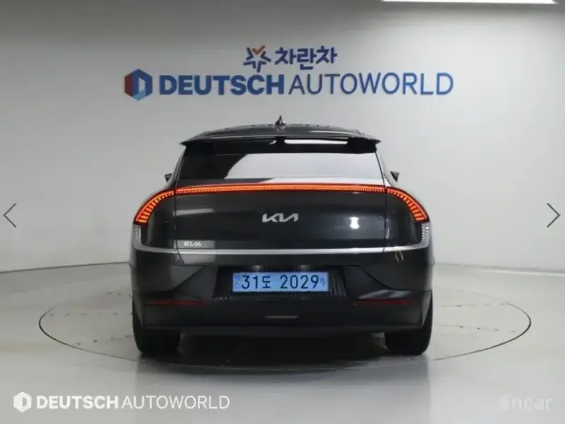 2022 Kia EV6 с пробегом 55 873 км