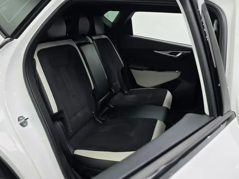 2023 Kia EV6 с пробегом 58 374 км