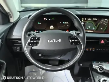 2022 Kia EV6 с пробегом 55 873 км