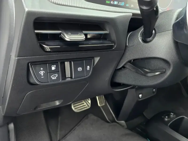 2023 Kia EV6 с пробегом 58 374 км