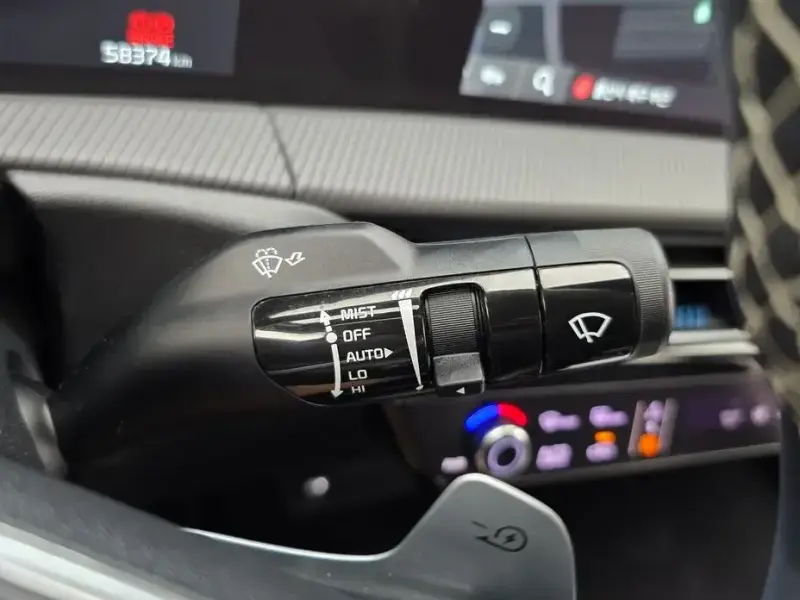 2023 Kia EV6 с пробегом 58 374 км