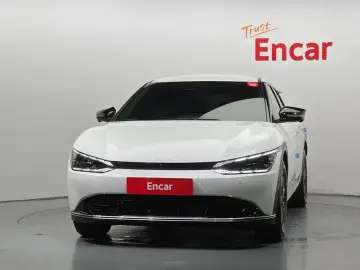 2024 Kia EV6 с пробегом 52 141 км