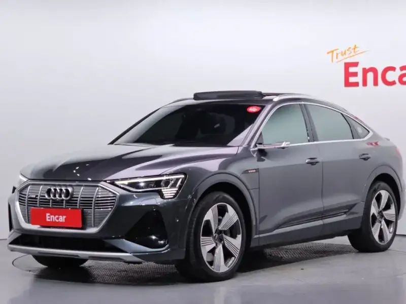 2021 Audi e-tron с пробегом 46 748 км