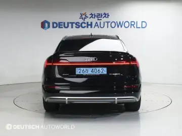 2021 Audi e-tron с пробегом 19 207 км