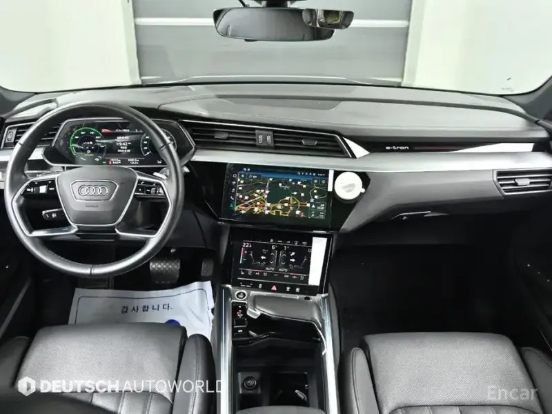 2021 Audi e-tron с пробегом 19 207 км