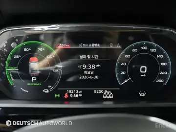 2021 Audi e-tron с пробегом 19 207 км