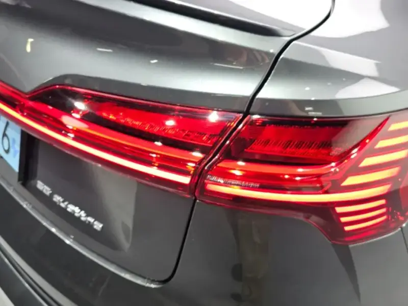 2021 Audi e-tron с пробегом 46 748 км