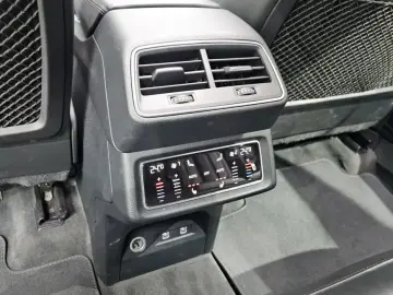 2021 Audi e-tron с пробегом 46 748 км