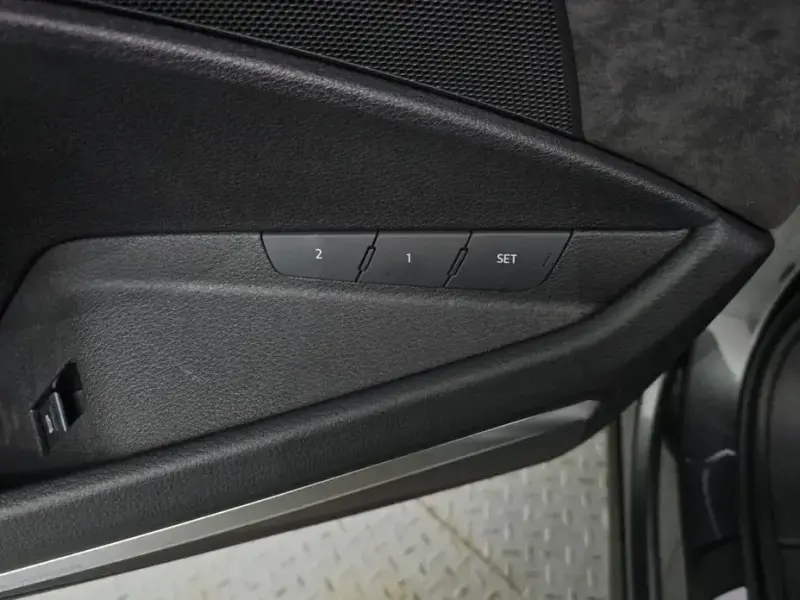 2021 Audi e-tron с пробегом 46 748 км