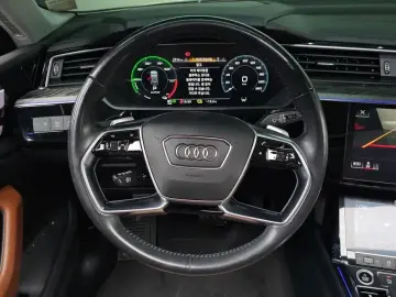 2021 Audi e-tron с пробегом 120 166 км
