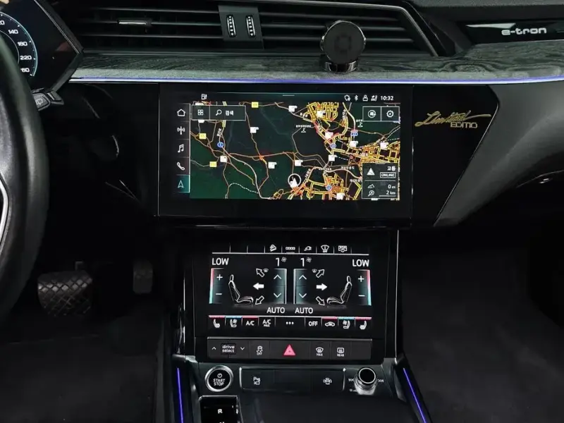 2021 Audi e-tron с пробегом 120 166 км