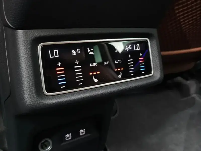 2021 Audi e-tron с пробегом 120 166 км