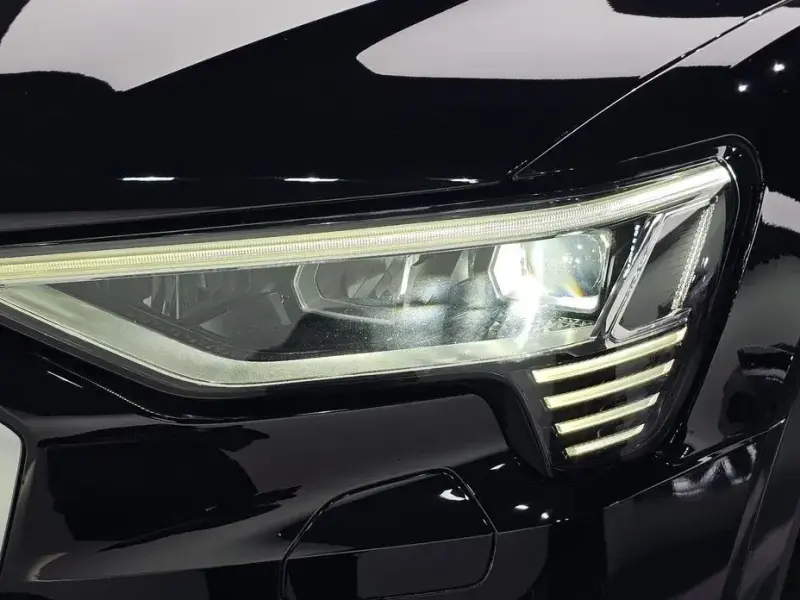 2021 Audi e-tron с пробегом 120 166 км