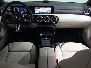 2024 Mercedes-Benz CLA с пробегом 12 122 км