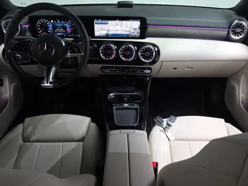 2024 Mercedes-Benz CLA с пробегом 12 122 км