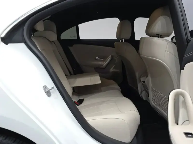 2024 Mercedes-Benz CLA с пробегом 12 122 км