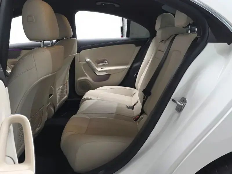 2024 Mercedes-Benz CLA с пробегом 12 122 км