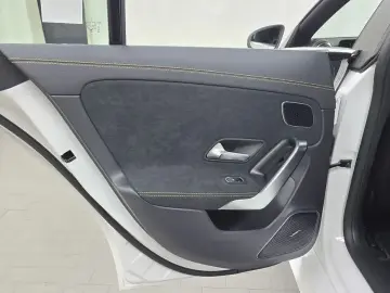 2025 Mercedes-Benz CLA с пробегом 1 944 км