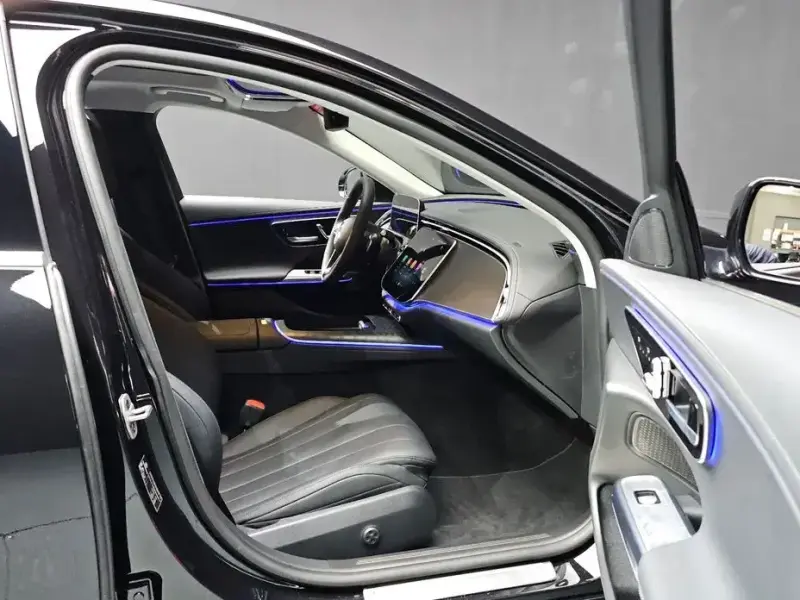 2024 Mercedes-Benz E-Класс с пробегом 15 162 км