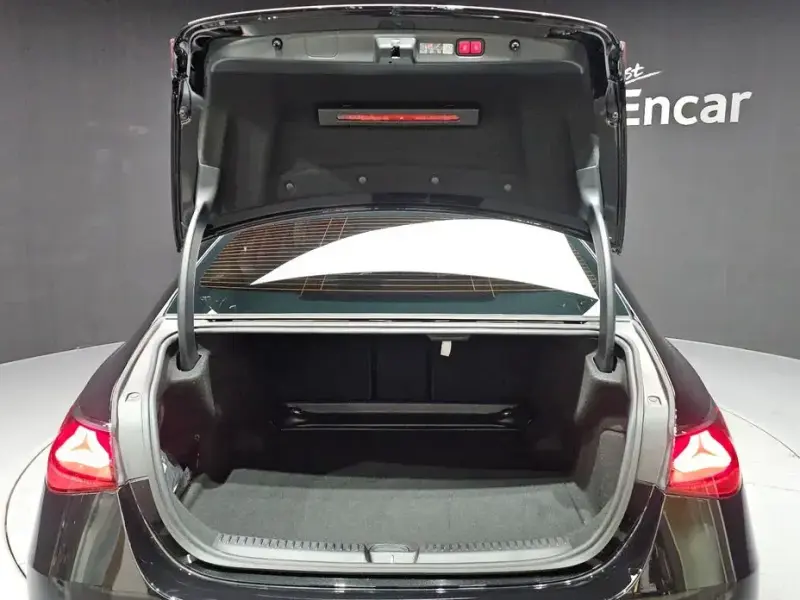 2024 Mercedes-Benz E-Класс с пробегом 15 162 км
