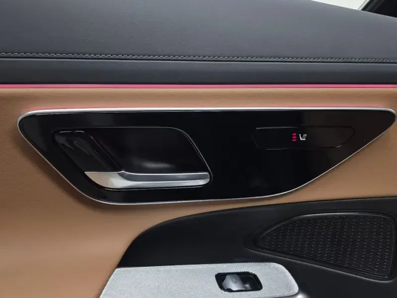 2024 Mercedes-Benz E-Класс с пробегом 15 544 км