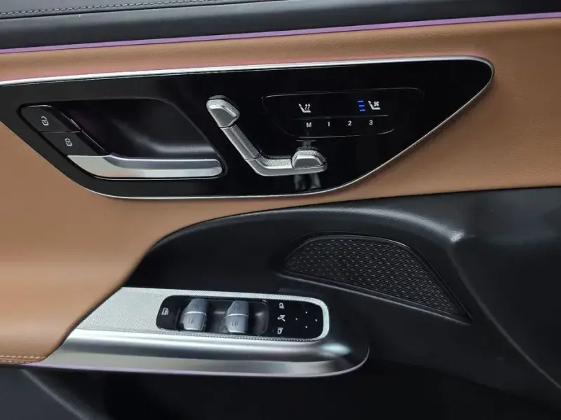 2024 Mercedes-Benz E-Класс с пробегом 15 544 км