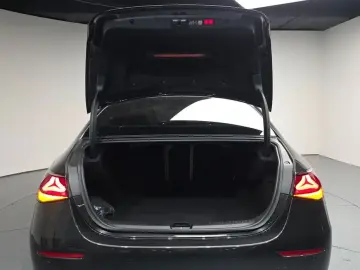 2026 Mercedes-Benz E-Класс с пробегом 3 023 км