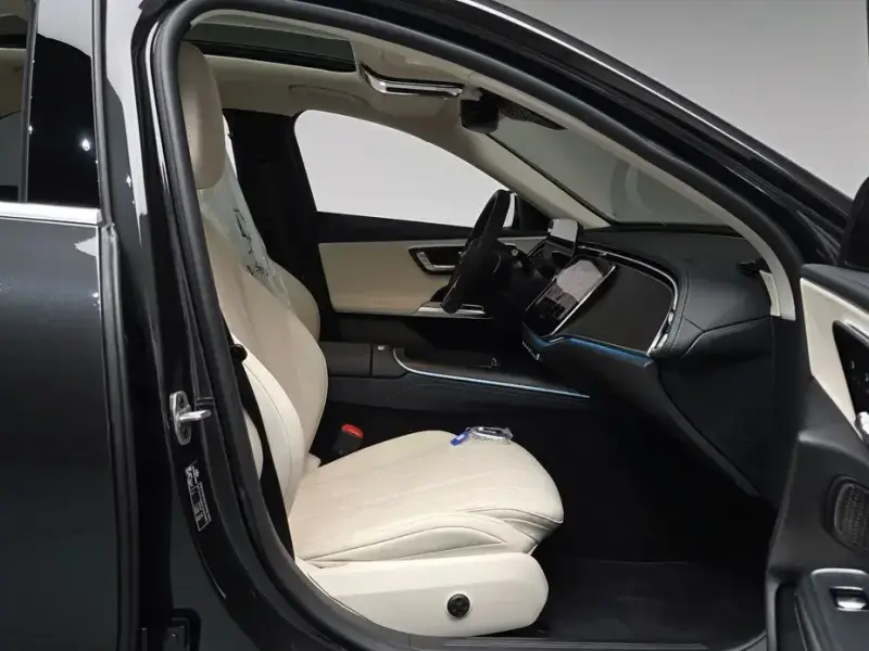 2026 Mercedes-Benz E-Класс с пробегом 3 023 км