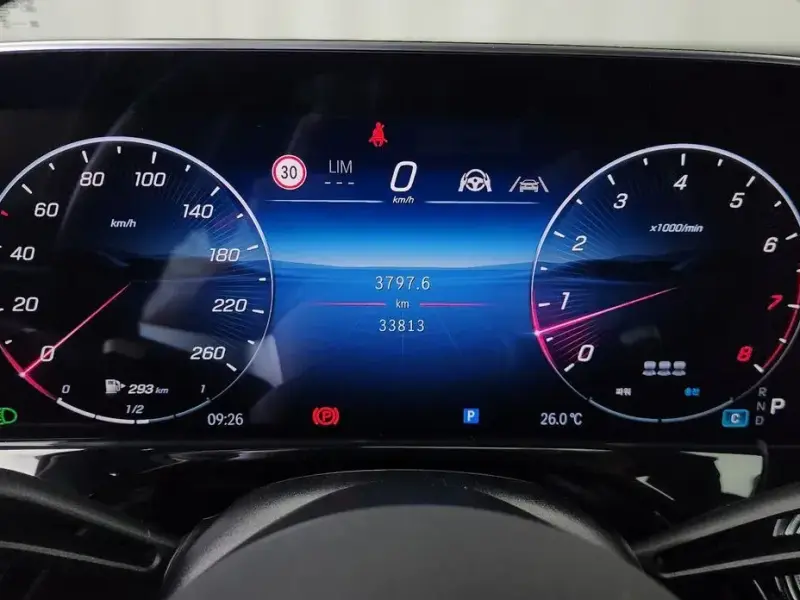2024 Mercedes-Benz E-Класс с пробегом 33 813 км
