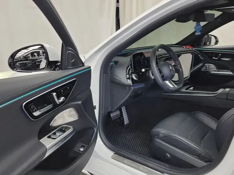 2024 Mercedes-Benz E-Класс с пробегом 33 813 км