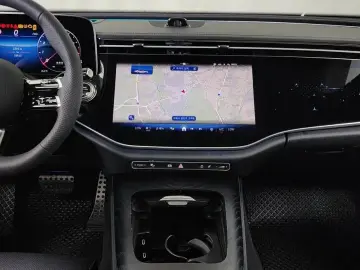 2024 Mercedes-Benz E-Класс с пробегом 33 813 км